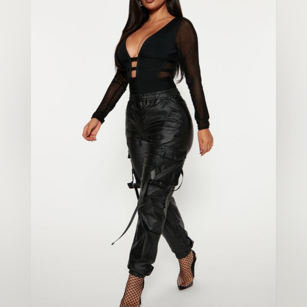 Fashion nova Most praised joggers pant M